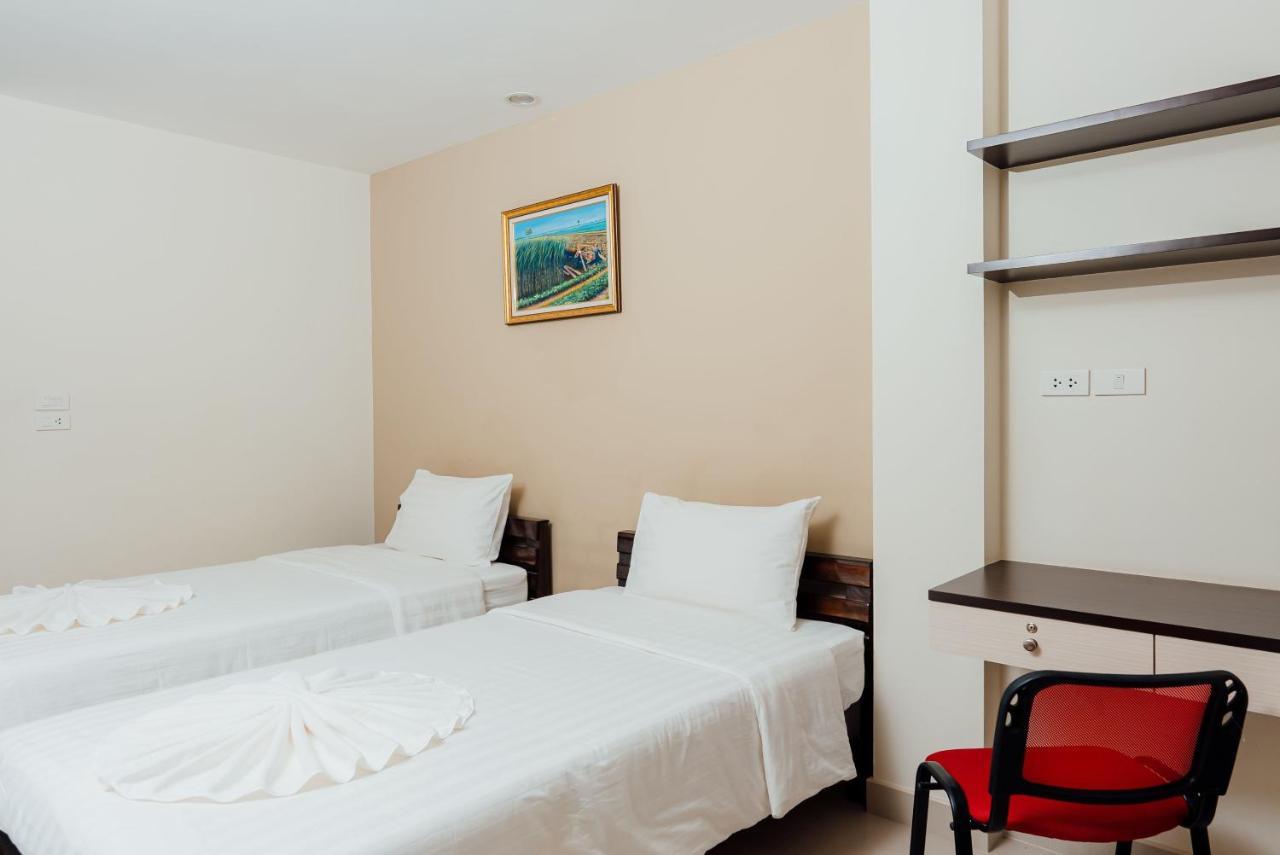 Corner One Residence Hat Yai Extérieur photo