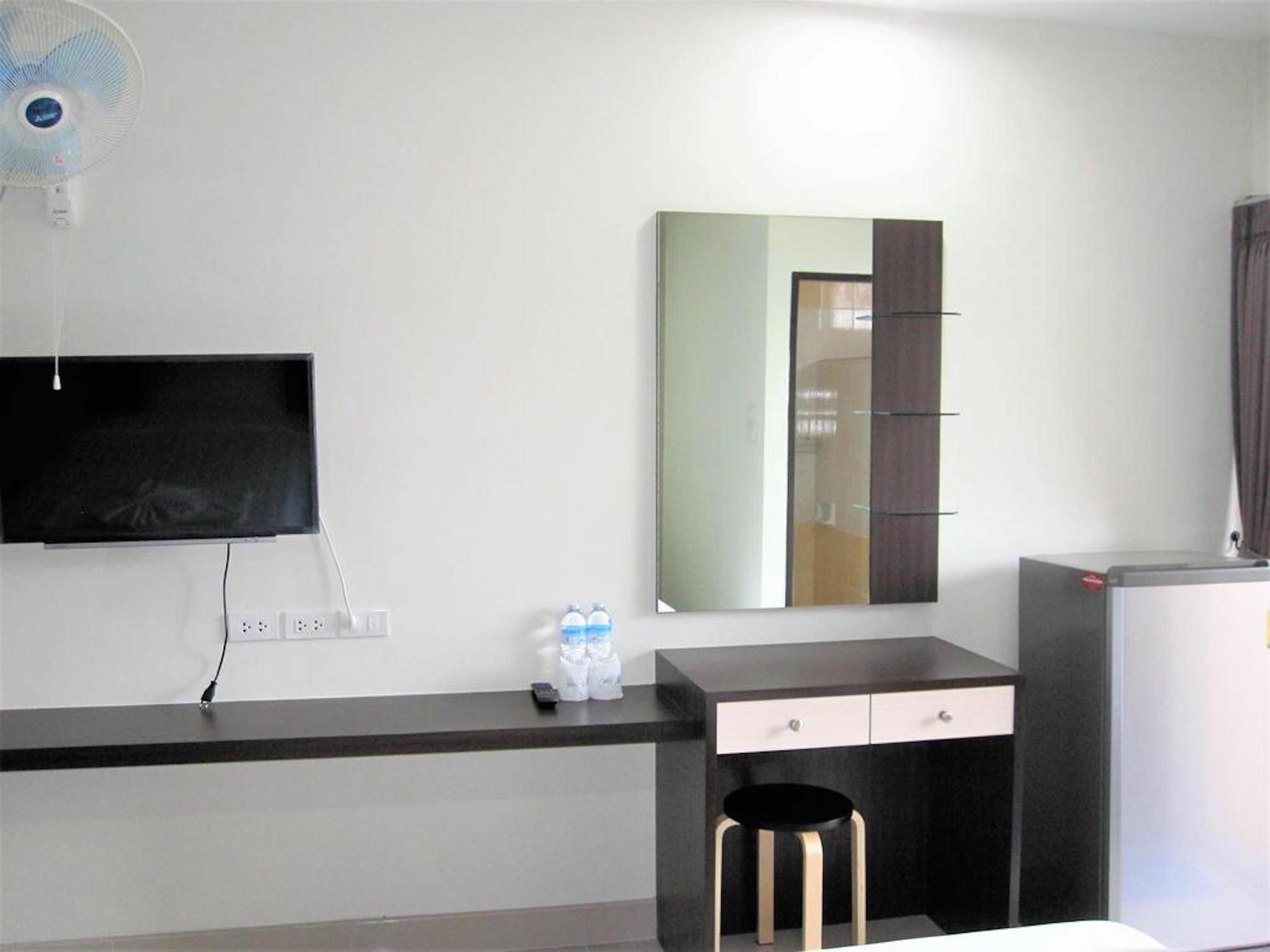 Corner One Residence Hat Yai Extérieur photo