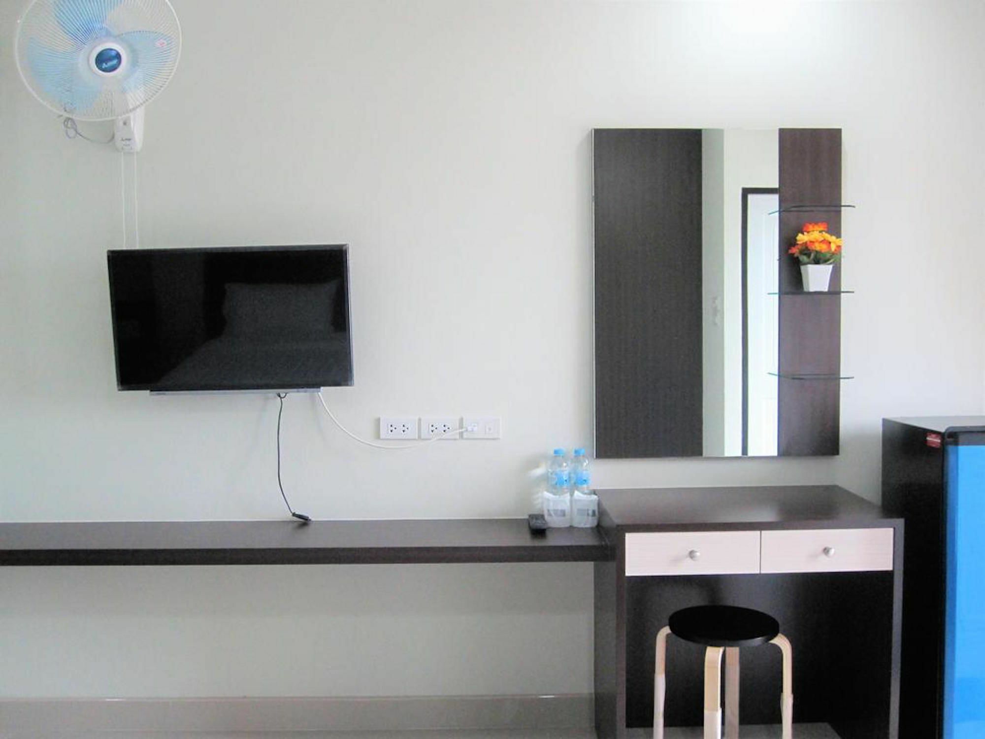 Corner One Residence Hat Yai Extérieur photo